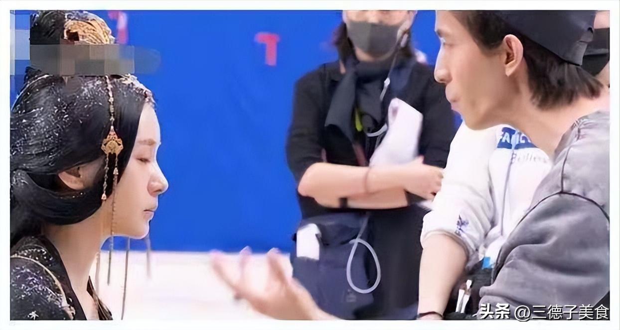 娱乐圈真朋友对比_娱乐圈中的真朋友_杨颖王子文生日祝福差异