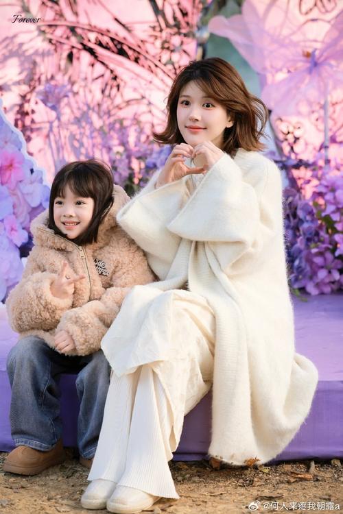 熊宝宝女明星从舞台到家庭 回顾暖心往事